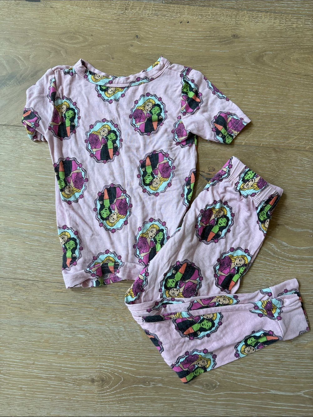 Wicked 4T Kids Pink Pajama Set